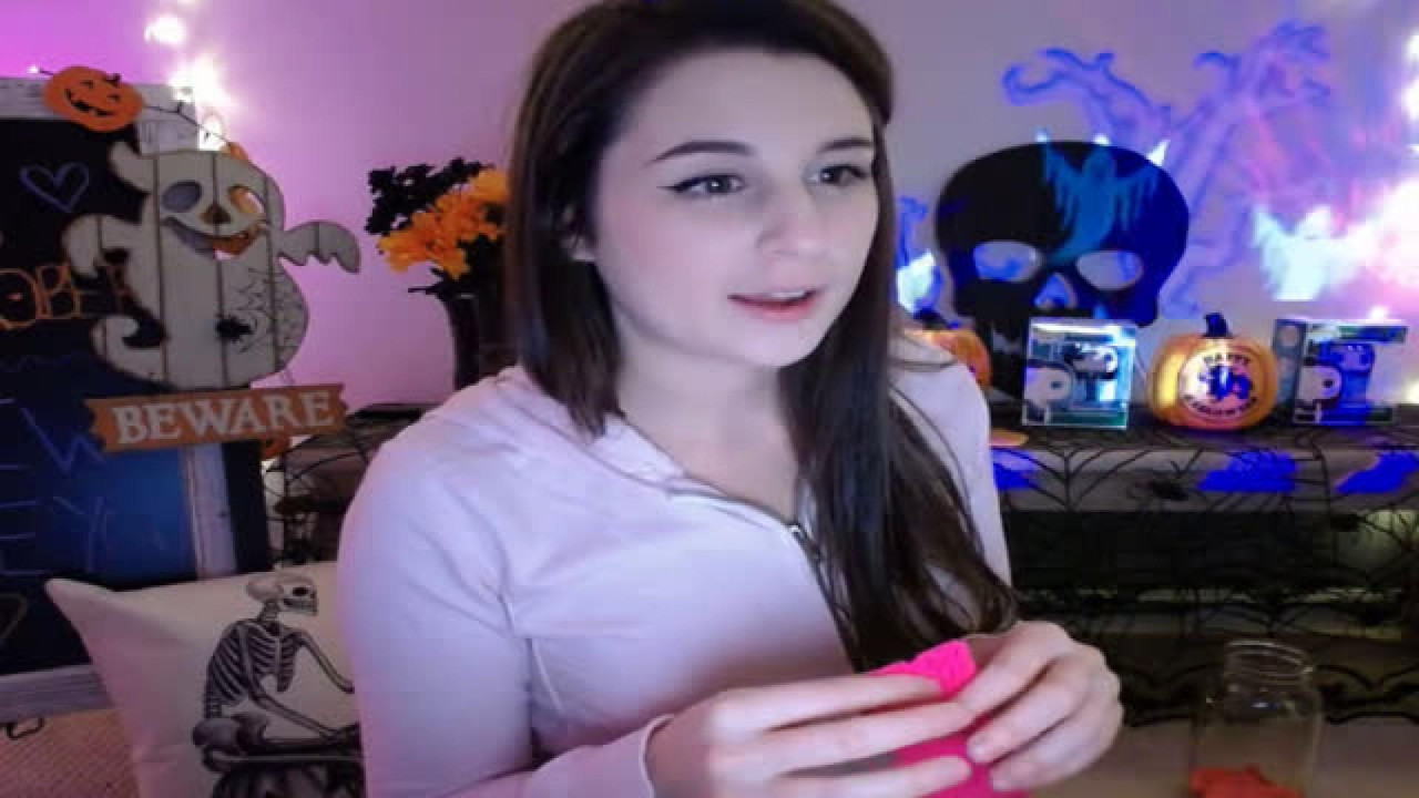 hellocourtney Tits Show [2017/10/02 05:07:06]