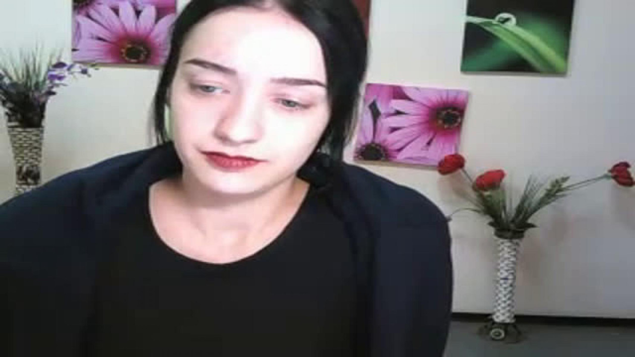 dana_s Stream Webcam [2017/10/06 03:57:29]