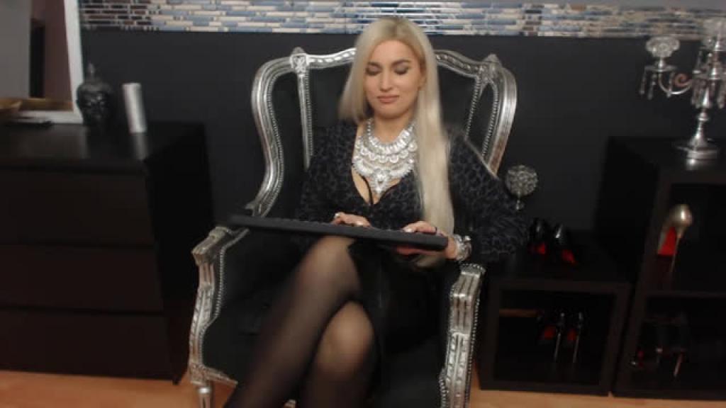 queenbeatrice [2019/09/28 01:51:29]