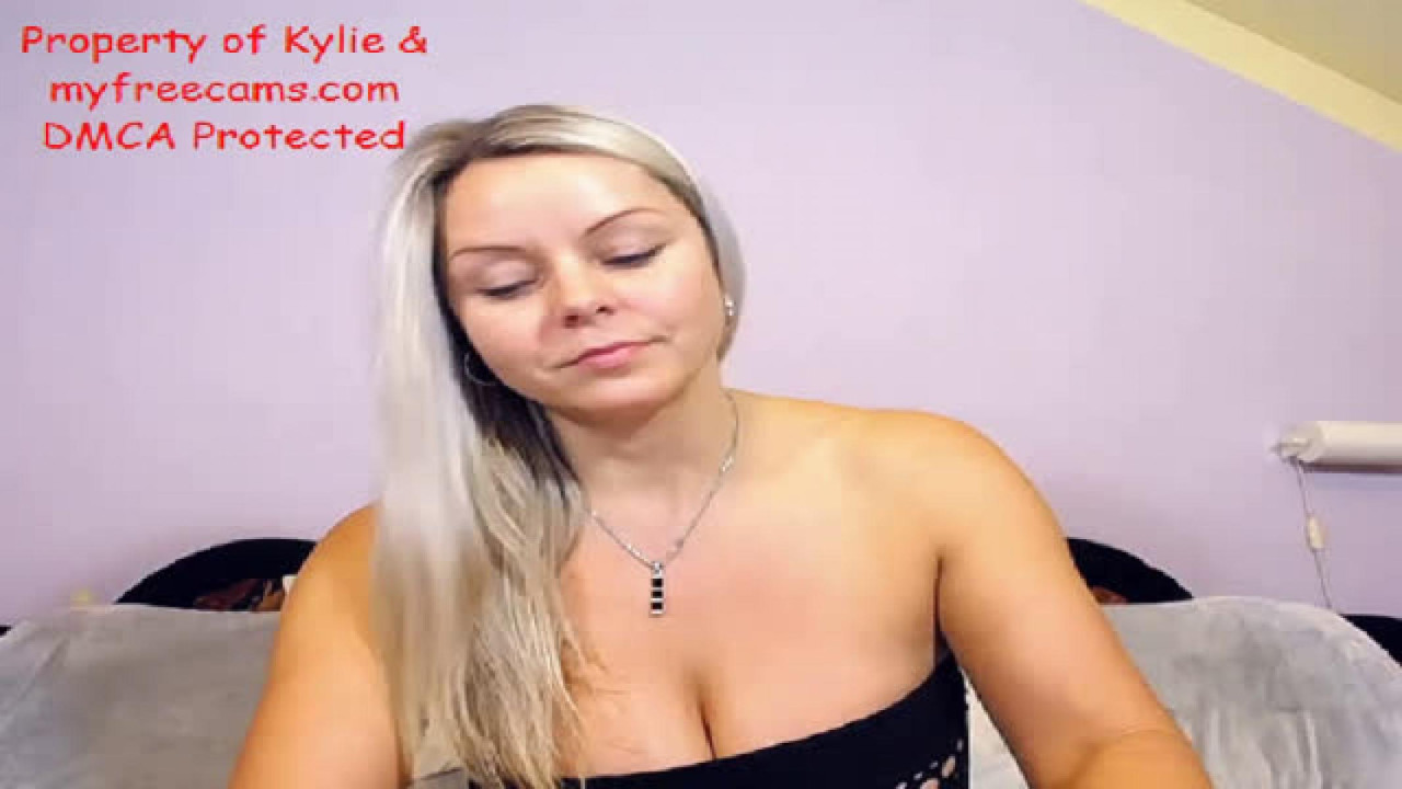 blondekylie Hitachi Video [2017/10/26 20:00:49]