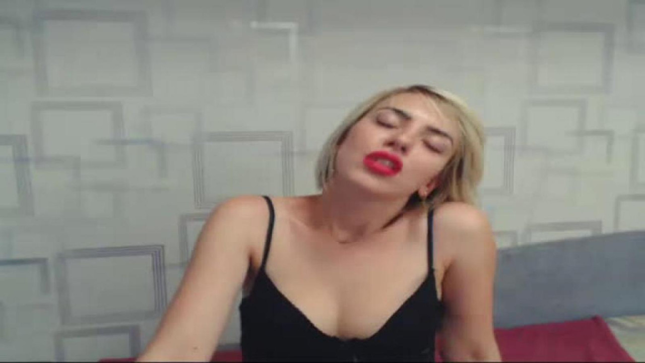 kiragoldxo Twerking Video [2017/07/02 21:21:18]