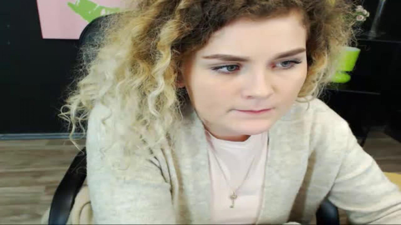 ponypinki HD Webcam [2017/11/25 18:50:26]