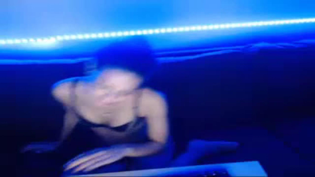 lilyannesky Fingering Show [2017/09/26 22:46:06]