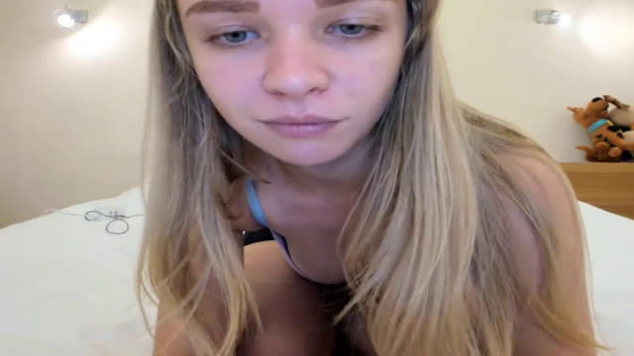 cutevera95 Booty Show [2017/10/06 20:16:23]