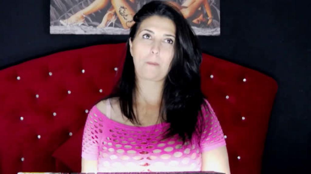 brunettealy