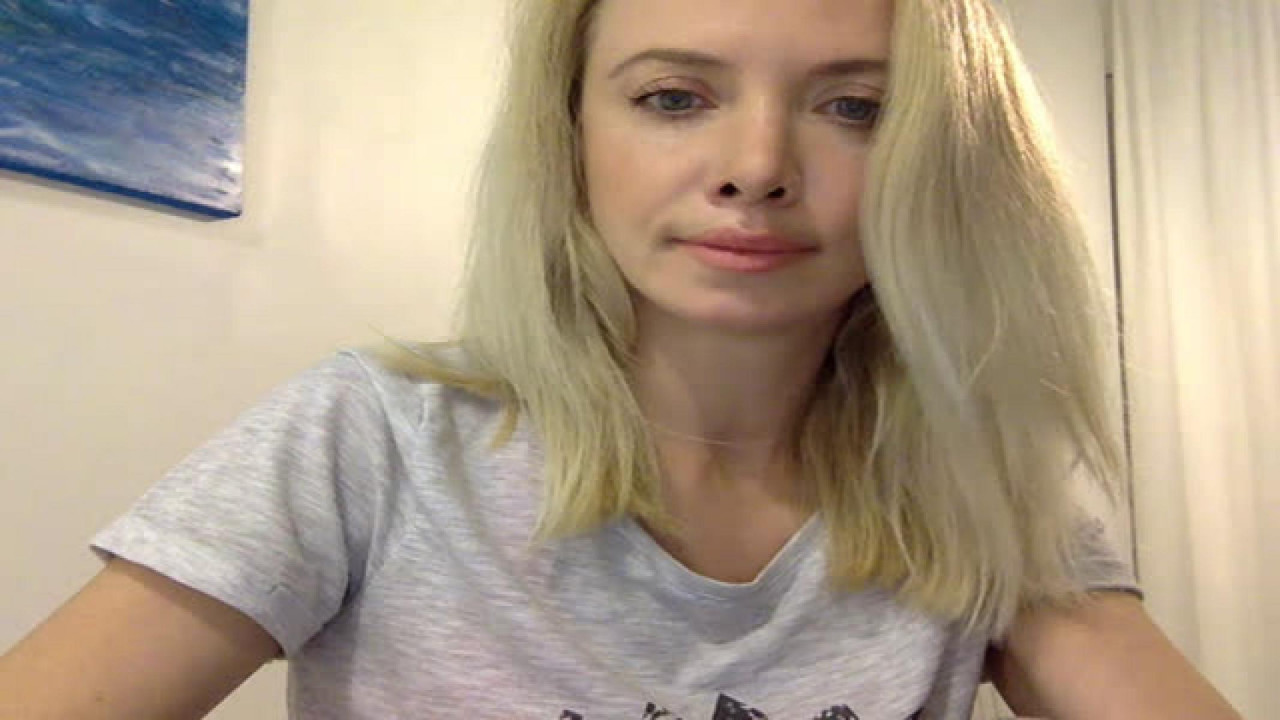 forevermilla MyFeeCams Video [2017/11/05 20:30:38]