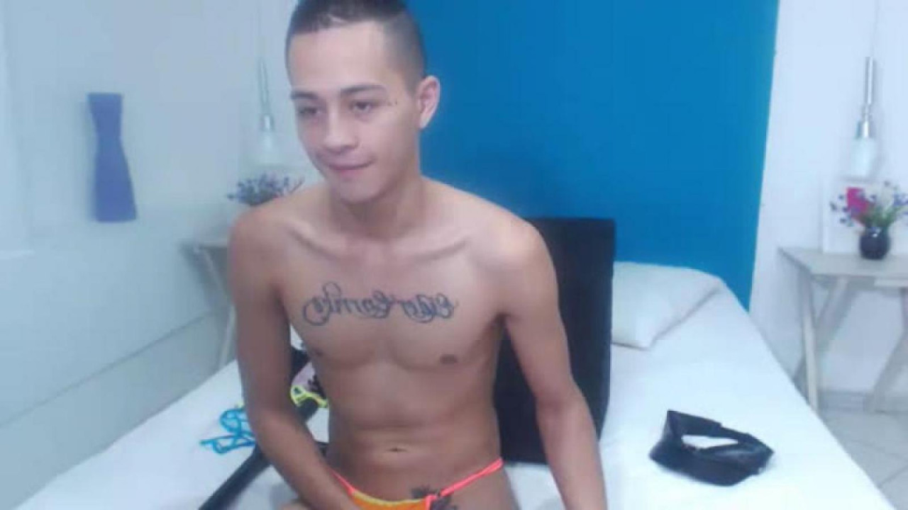 dreikod MyFreeCams [2017/05/03 05:00:26]