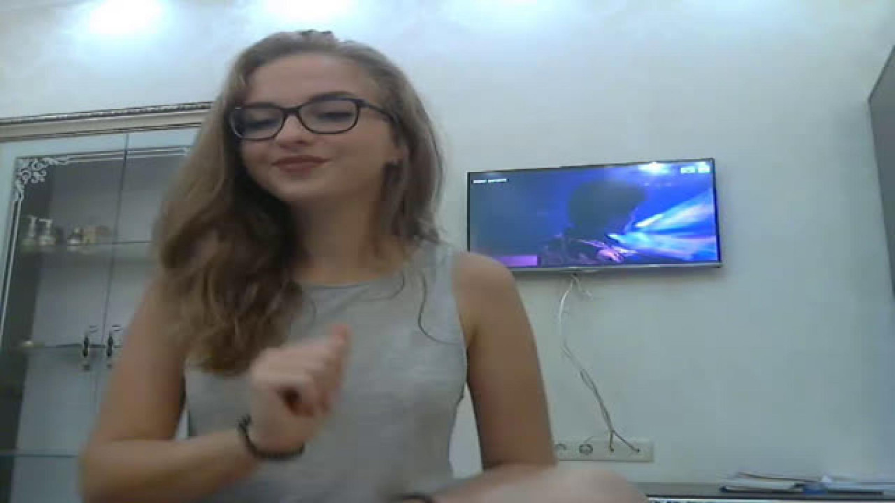 aliannaa Fingering Webcam [2017/10/16 22:35:12]