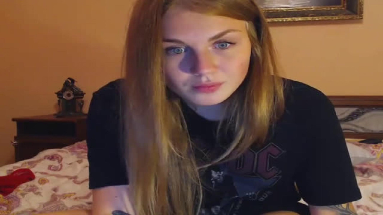 alisaxshy Twitter Show [2017/11/10 22:10:39]