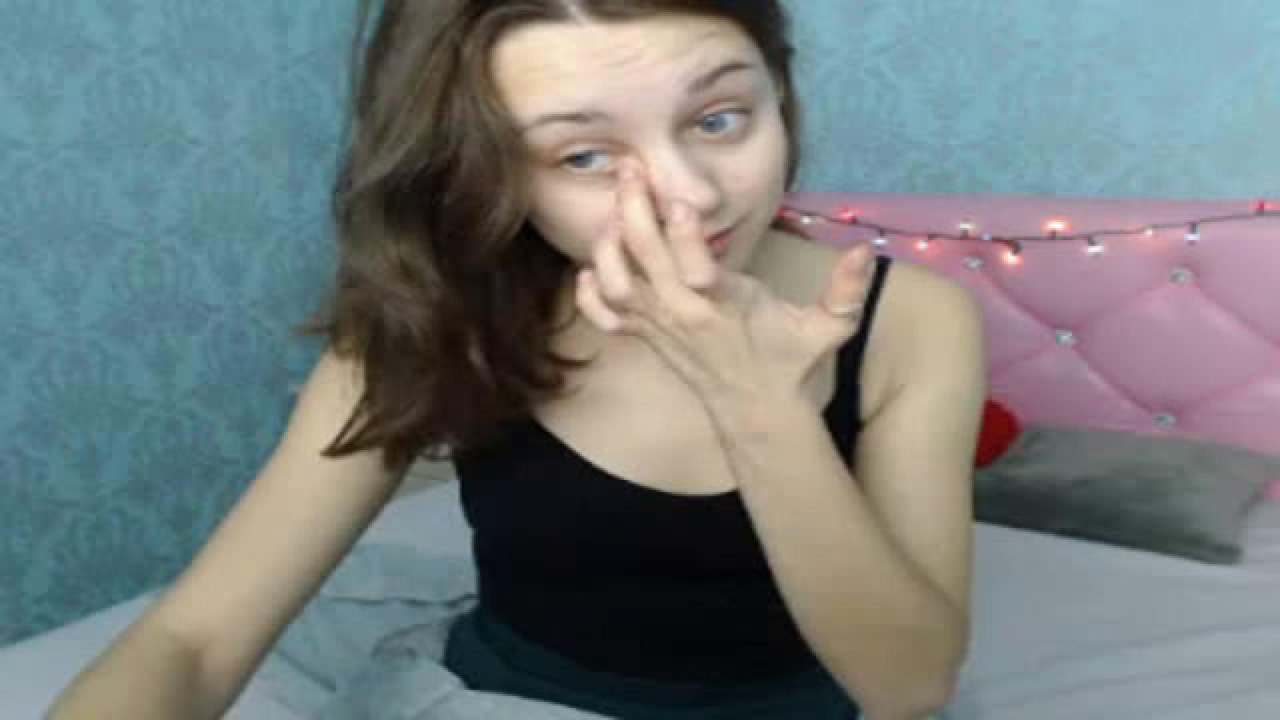emilie_18 Cam Video [2017/12/20 02:41:13]