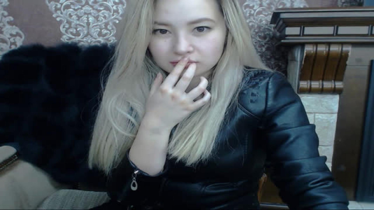 valery_east Fucked Webcam [2018/01/15 04:01:55]