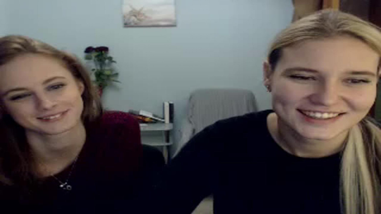 youruniversee Topless Show [2017/11/25 19:15:37]
