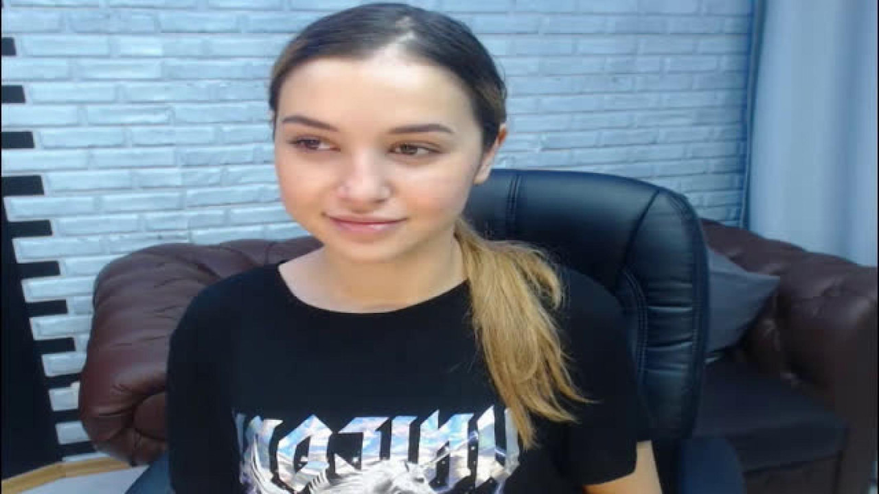 tightteen1999 Topless Video [2017/11/06 08:57:28]