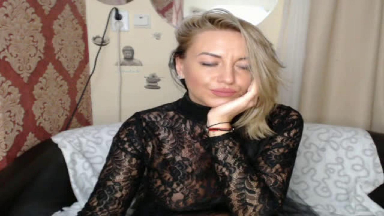 carlalicious Lotion Video [2017/11/09 04:05:31]