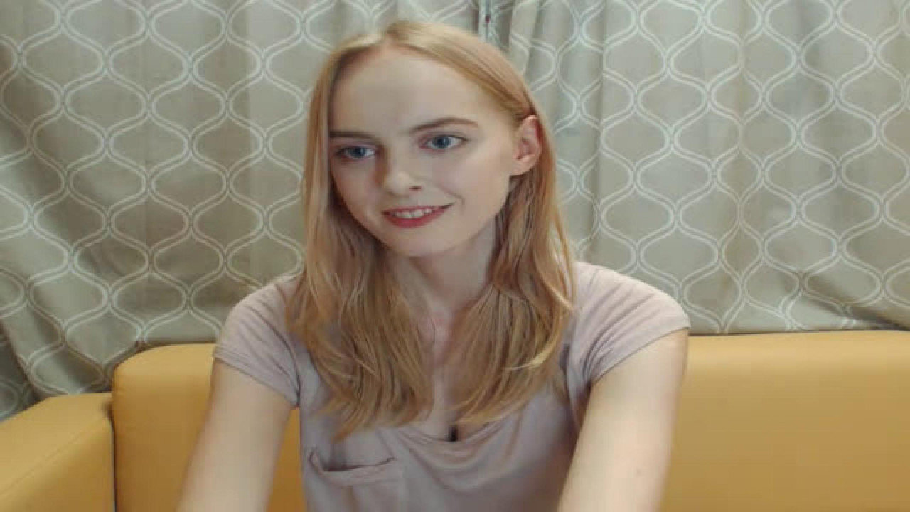 ameowzinggirl Topless Show [2017/09/12 11:26:55]