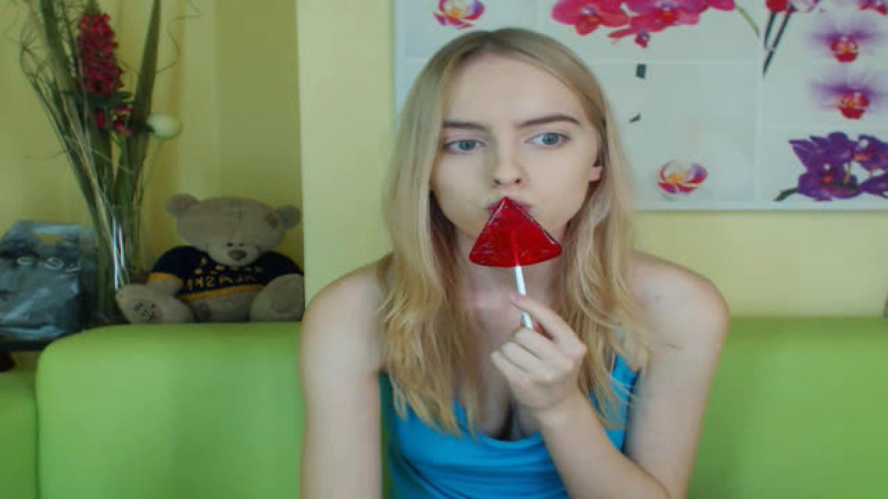 ameowzinggirl Flashing Webcam [2017/11/11 03:10:38]