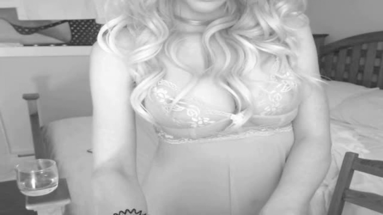 olivia_paige Masturbating Webcam [2017/10/21 07:46:40]