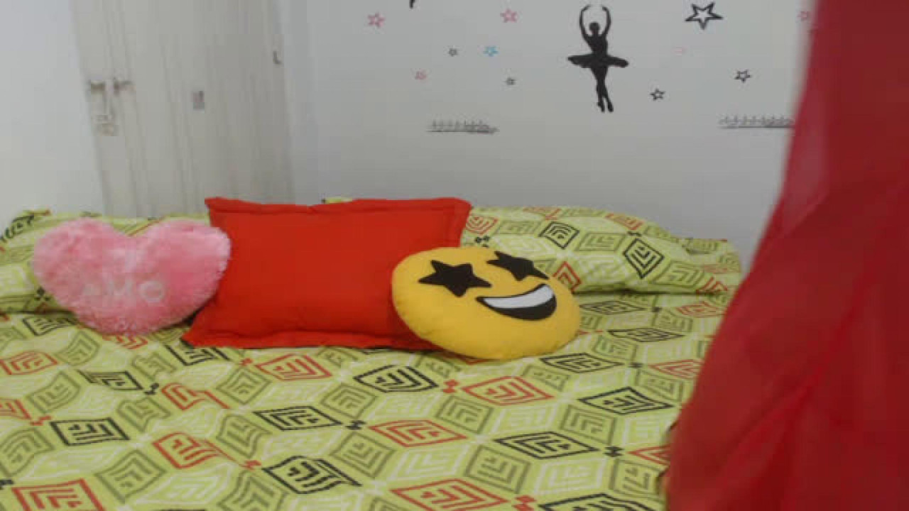 aliciapretty7 Oral Webcam [2017/11/20 03:31:44]