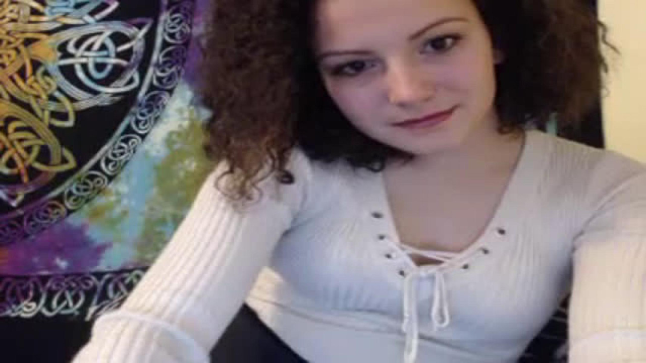 emmalazzzer Fingering Video [2017/12/21 18:42:20]