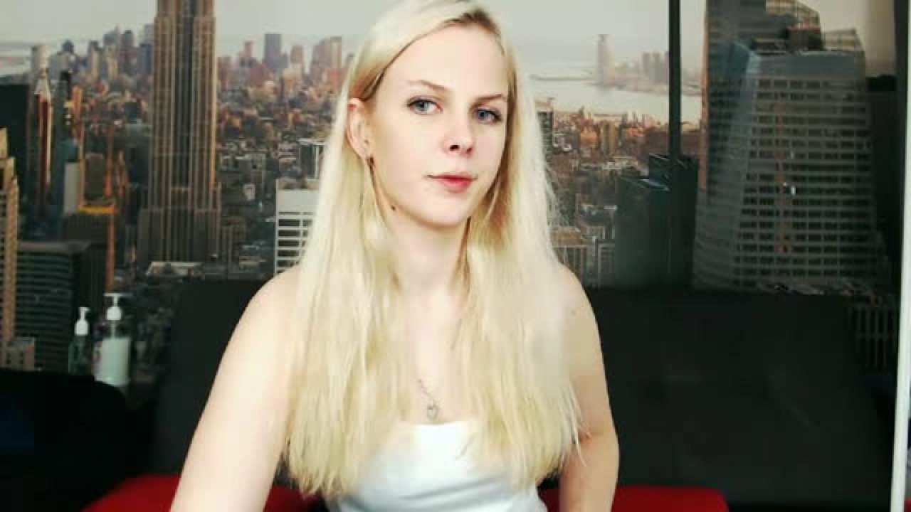 adriannacruzz Fingering Webcam [2017/11/20 04:57:39]
