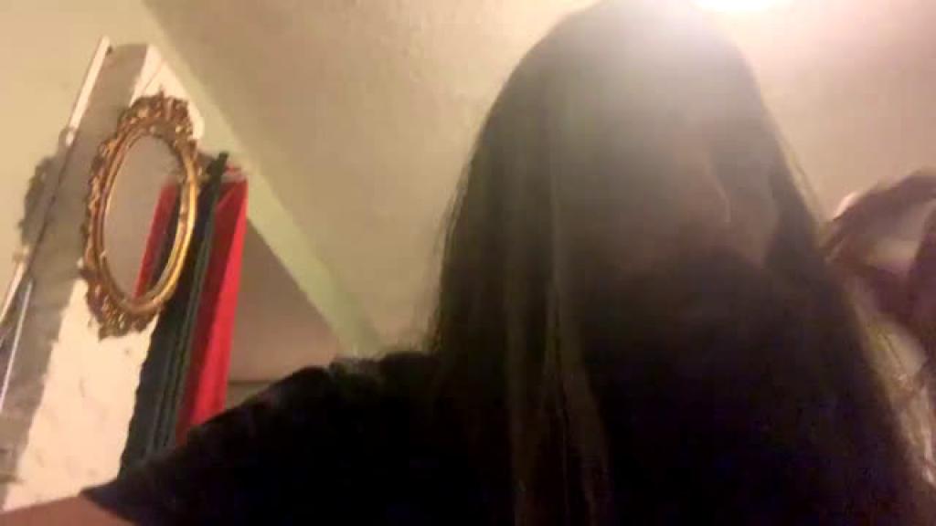 divinecouple45 [2019/10/05 06:25:42]
