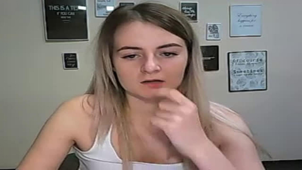 beatrice_2 Naked Video [2017/11/12 15:27:17]
