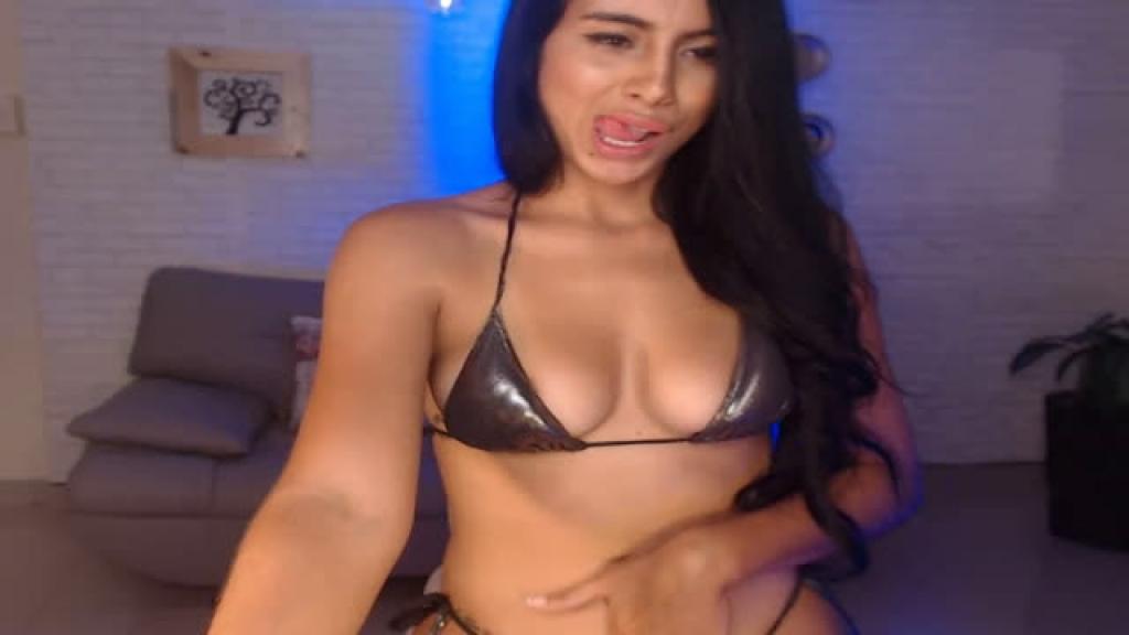 leah_jones