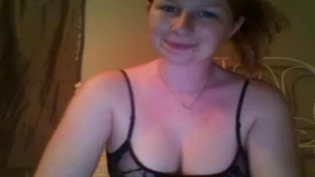 gingersnapz94 Topless Video [2017/05/30 01:16:29]