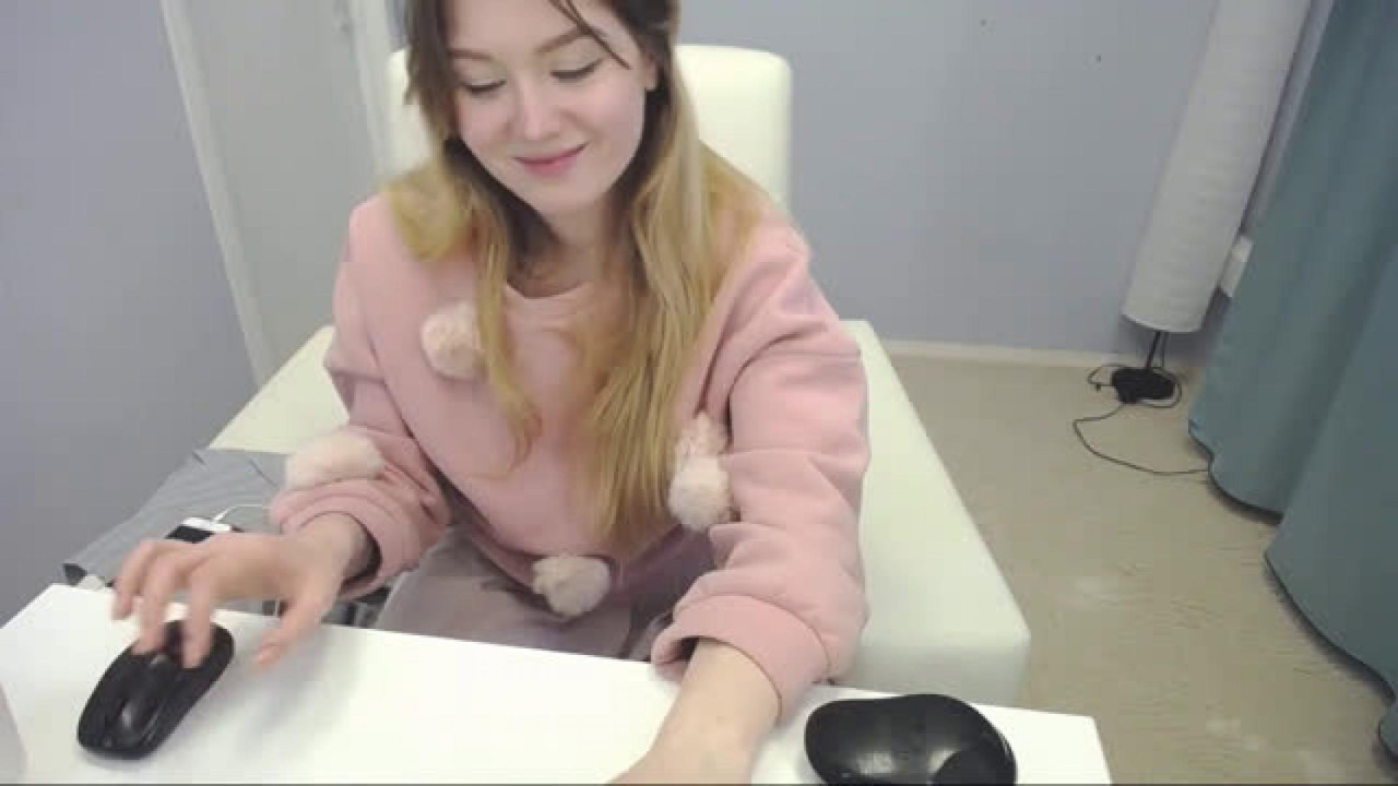 tori_wayne