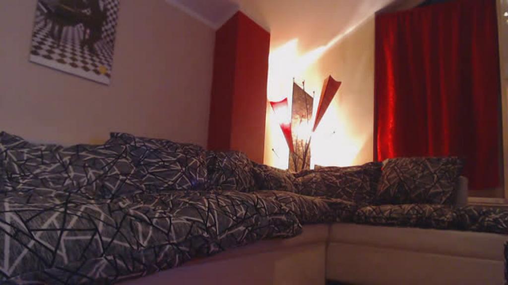 discreetcouple123 [2019/10/02 22:30:16]