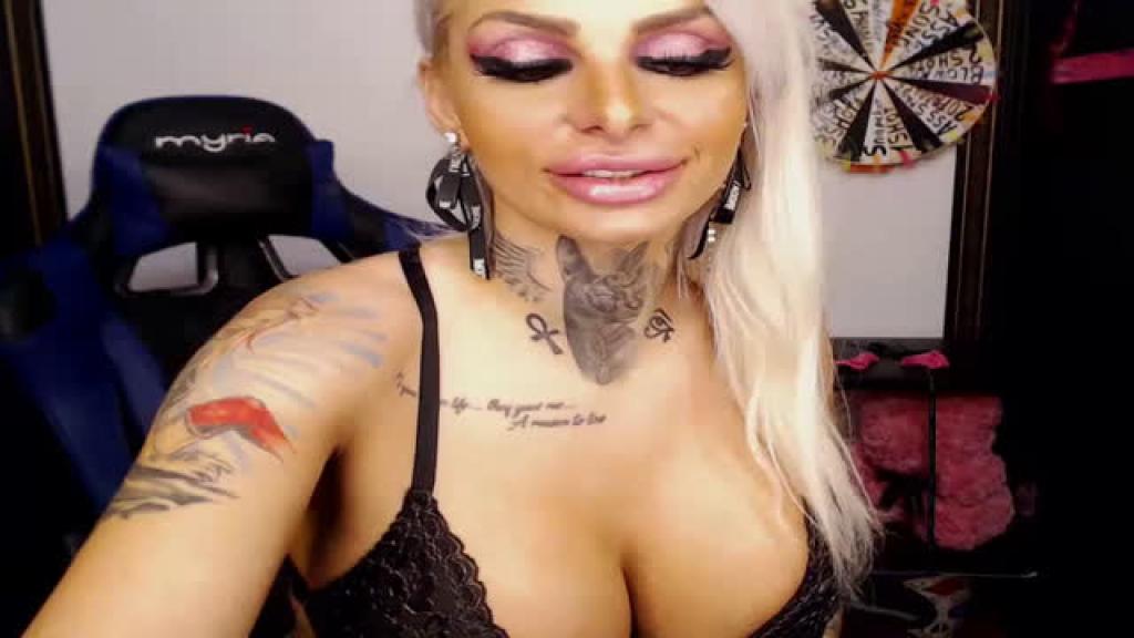 krystalbays [2019/06/09 03:15:54]