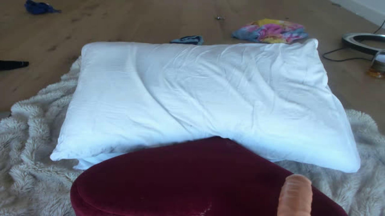 spoopysnugs Masturbating Webcam [2017/10/01 19:35:37]