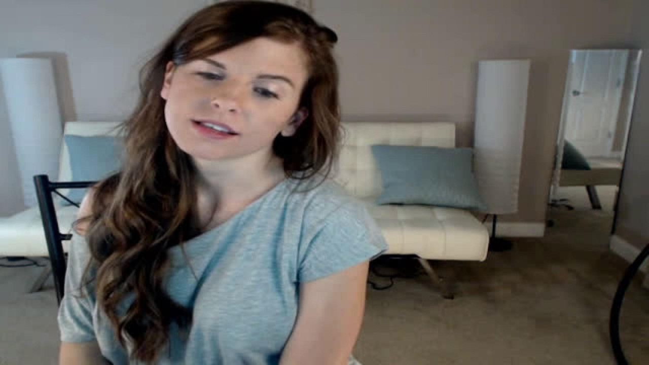 awesome_anna Download Webcam [2018/04/27 02:59:39]