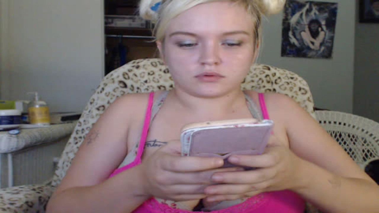 angeldustbaby Twerking Webcam [2017/10/11 04:05:26]