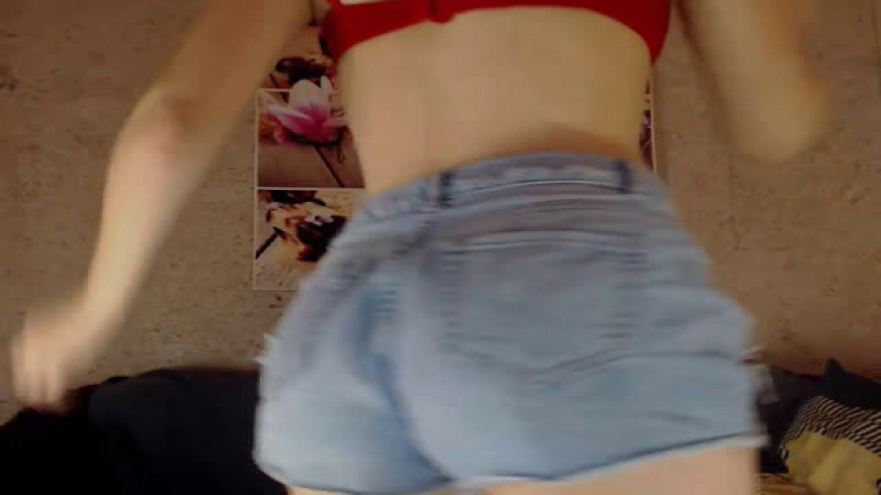 jennakiss18 Sucking Webcam [2017/10/27 03:15:49]