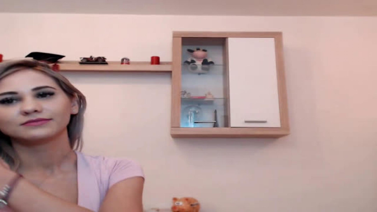 ana_rose Toys Show [2017/11/02 14:22:16]