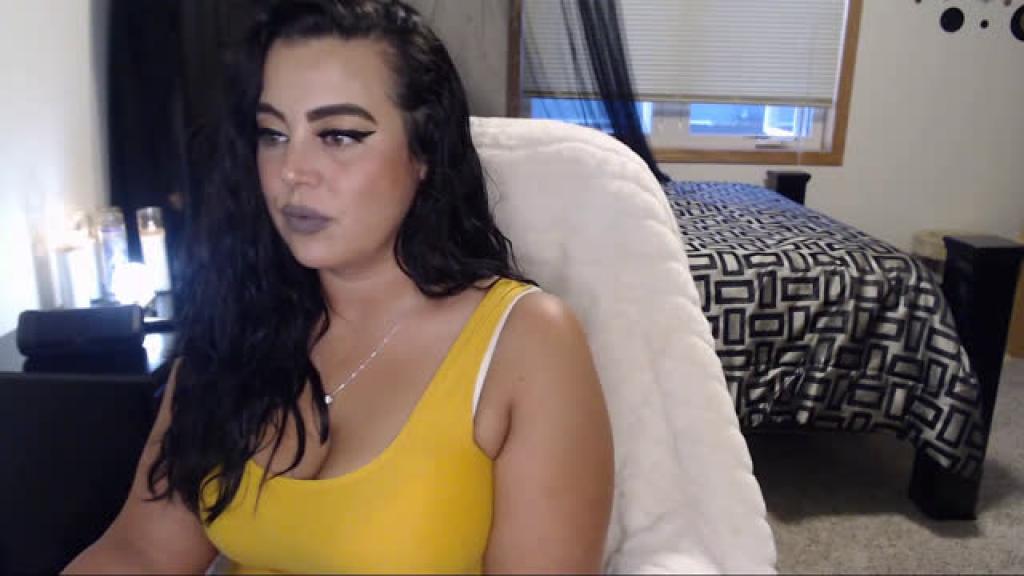 juicy_gianna [2019/08/03 01:16:09]