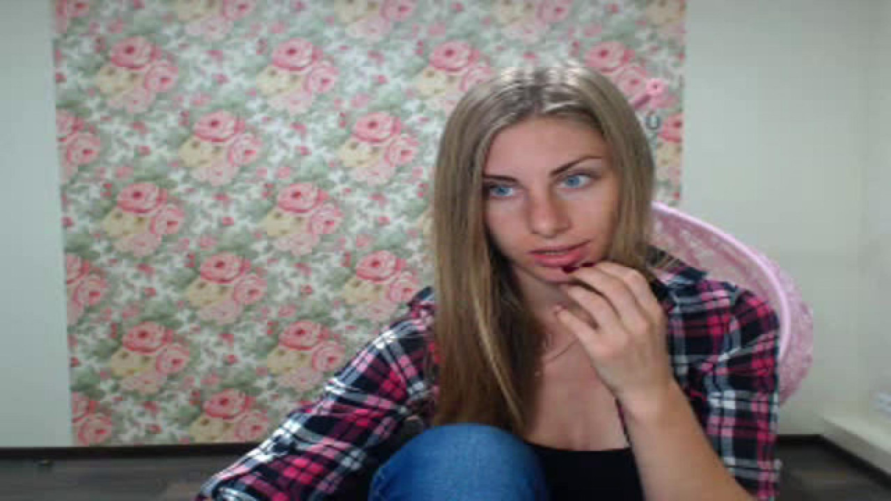 leahroberts Sex Webcam [2017/09/04 10:21:29]