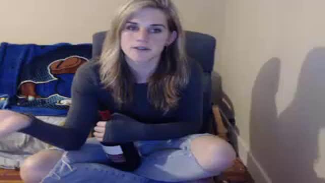 katiecutie_5 recorded [2016/11/22 09:35:32]