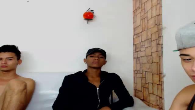 latinboy69xxx naked [2017/01/10 02:30:59]