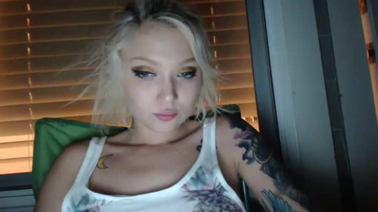 dakotagoesdoll Panty [2017/05/07 - 06:30:15]