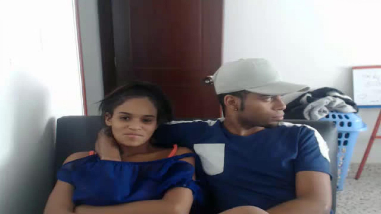cutecouplehorny Masturbating [2017/07/04 - 21:21:34]