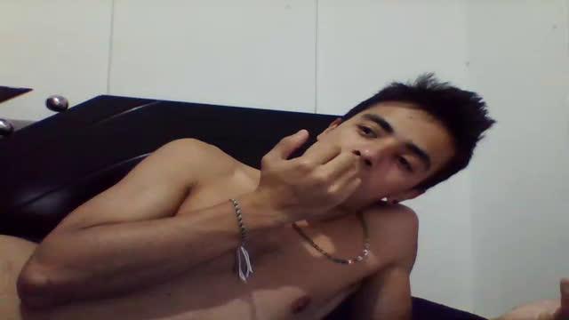 cristian_david porno [2017/01/12 23:10:34]