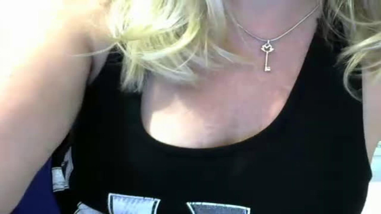 maislinda naked [2017/05/04 03:51:51]