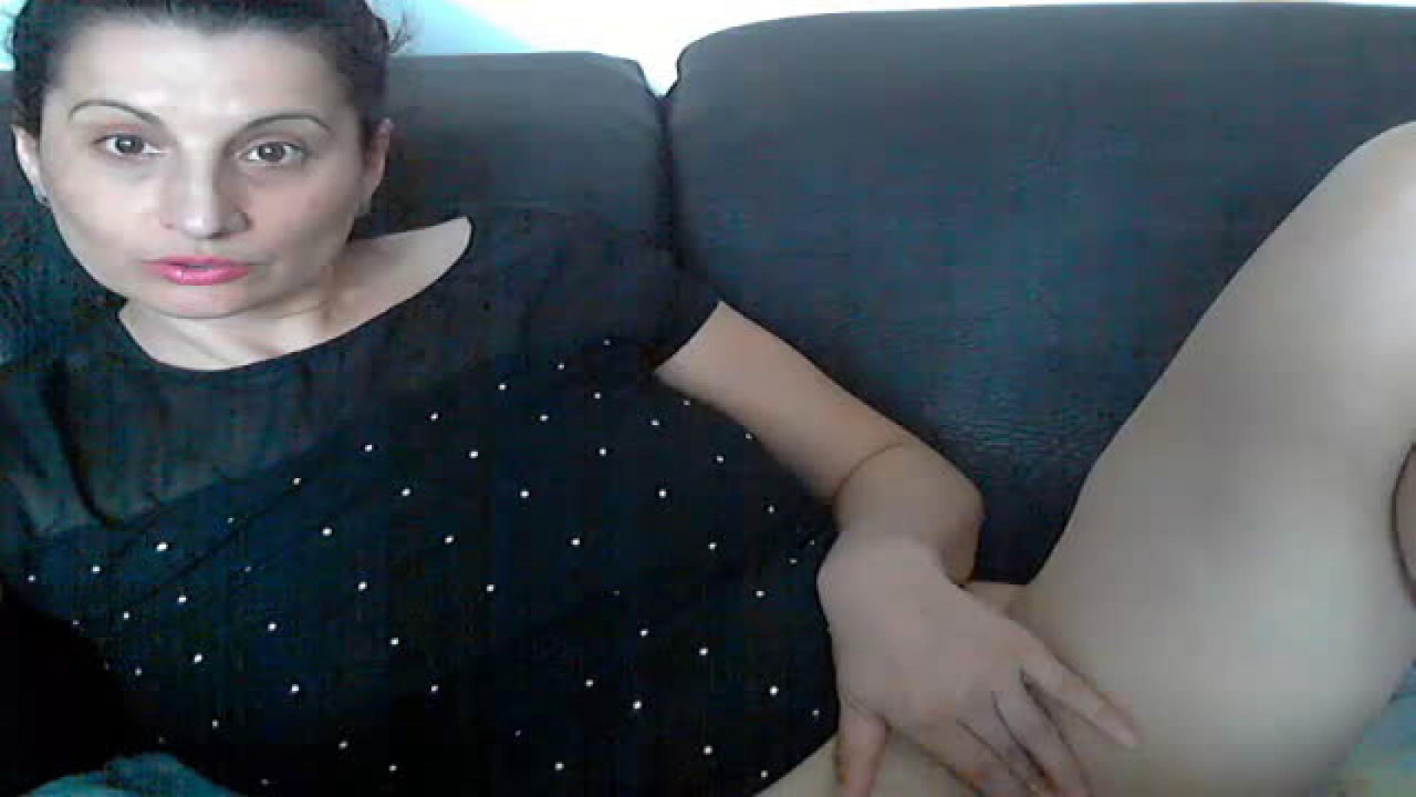 karlahot2 recorded [2017/04/25 15:50:52]