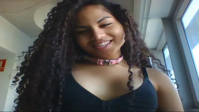 crazy_sweetie webcam [2016/11/18 10:15:53]