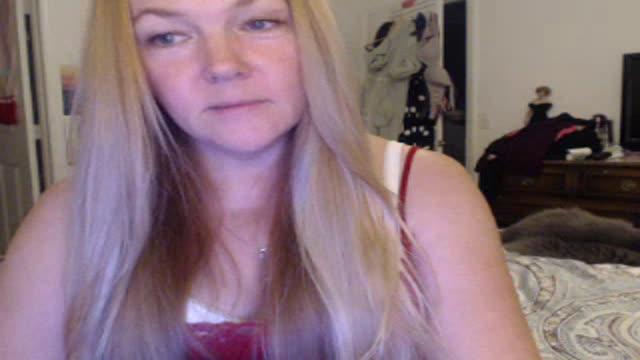 imyourgrl show [2016/12/19 06:48:32]