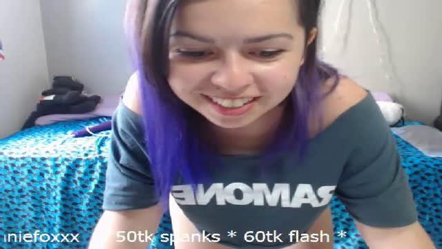 anniefoxxx