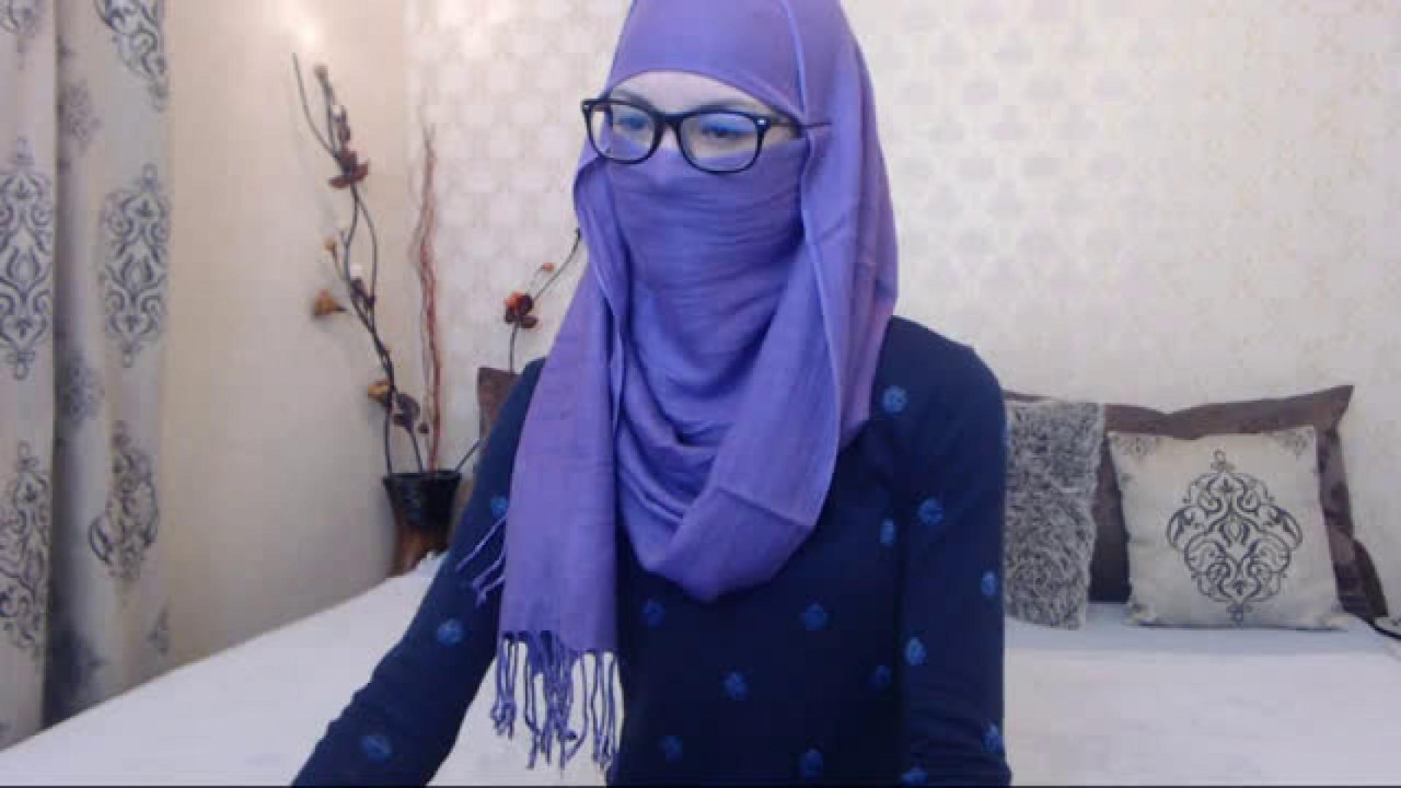 arabianayra ManyVids Video [2017/04/01 - 07:06:28]