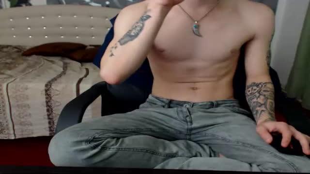 giovanixxx show [2016/11/20 09:00:31]